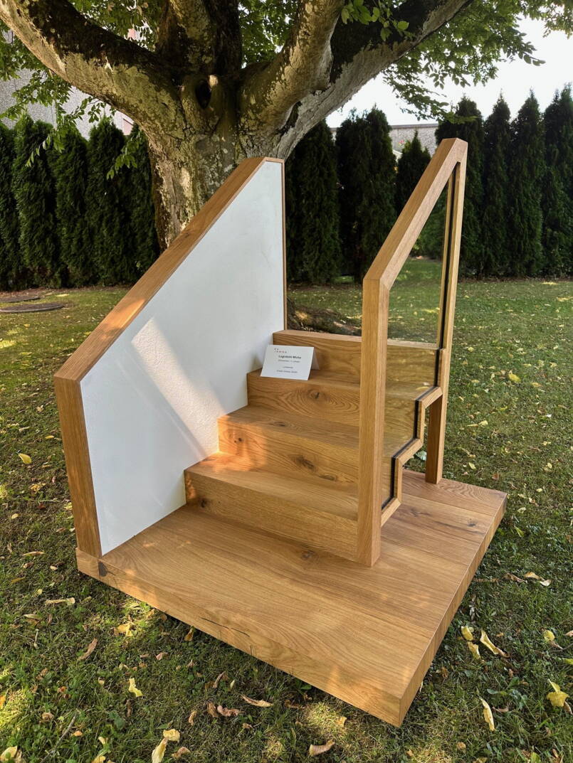 2025_austellung_treppenmodelle_bzemme_zimmerleute_2.jpg 2025_austellung_treppenmodelle_bzemme_zimmerleute_2.jpg
